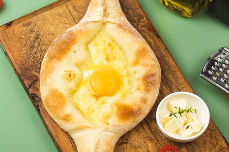 Хачапури по-аджарски