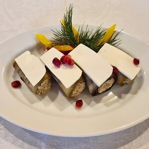 Баклажаны с фетой и орехами