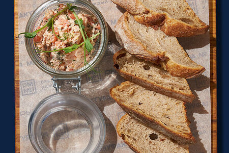 Риет из лосося