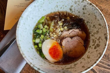 Классический рамен со свининой чар сиу