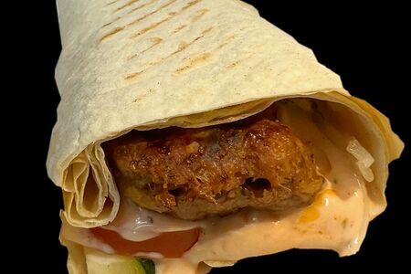 Люля-кебаб из баранины в лаваше маленькая