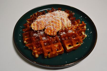 Вафля с бананом