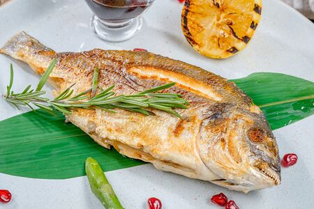 Дорадо жареная