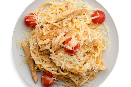 Паста с курицей в соусе Том Ям