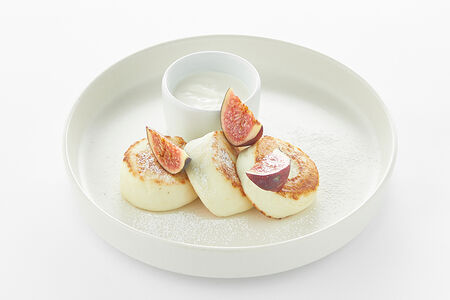 Классические сырники с топпингом