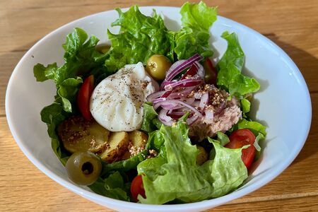 Салат Нисуаз с тунцом