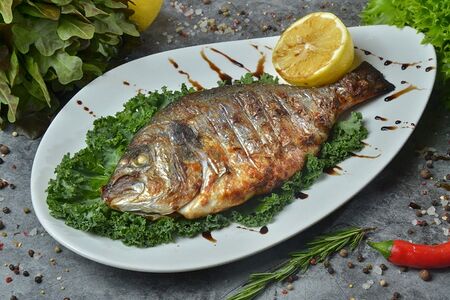 Дорадо на мангале