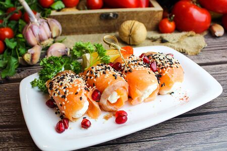 Рулетики из семги