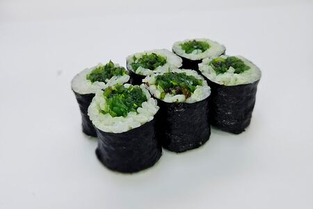 Ролл с чукой