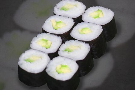 Классика с авокадо