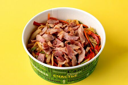 Wok с беконом