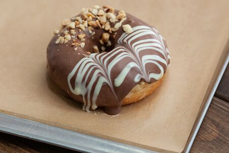 Пончик Арахис в тему