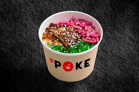 Чука с угрем и красным луком