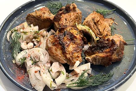 Шашлык из cвинoй шеи