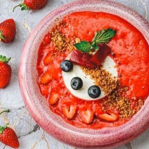 Чизкейк с клубничной эспумой