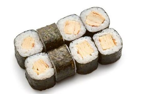 Маки с омлетом