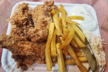 Криспи на тарелке