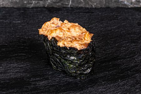 Гункан с Лососем