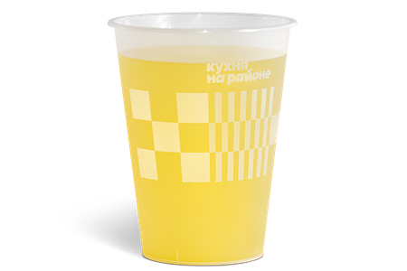 Горячий белый чай с ромашкой, мелиссой и липовым мёдом