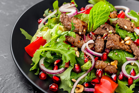 Салат с говядиной