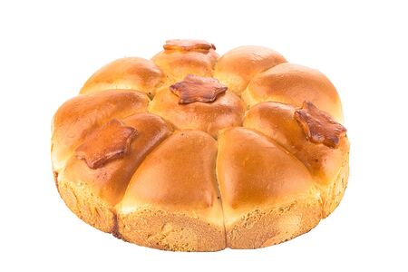 Пирог Веселая семейка с мясом, яйцом и зеленым луком