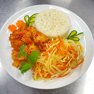 Курица в кисло-остром соусе