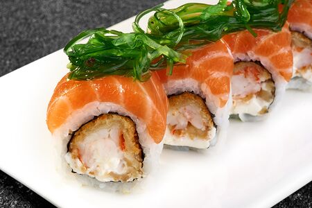 Ролл Креветка кайсо