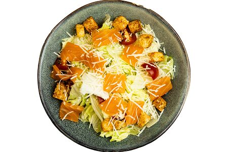 Салат Цезарь с лососем