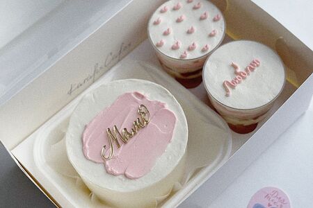 Набор бенто-торт и стаканчики на День Матери Маме