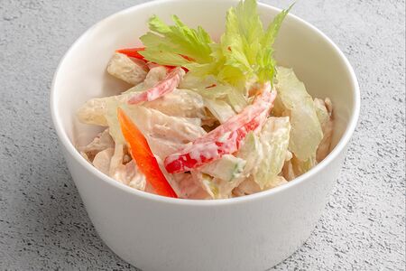 Салат с сельдереем