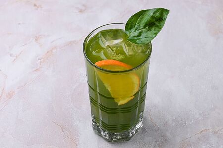 Лимонад Базилик-апельсин