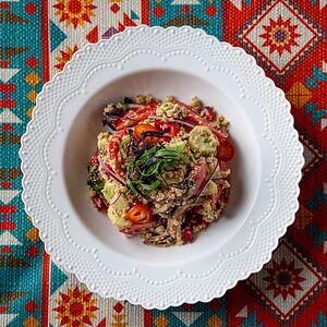 Салат грузинский с травами