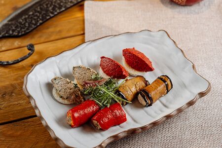 Кавказское плато пхали из овощных рулетиков