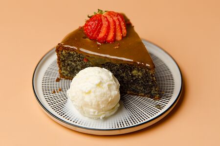 Маковый пирог