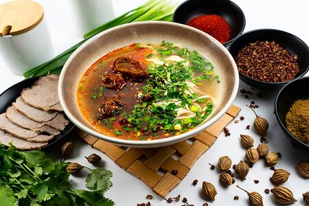 Лапша с тушеной говядиной