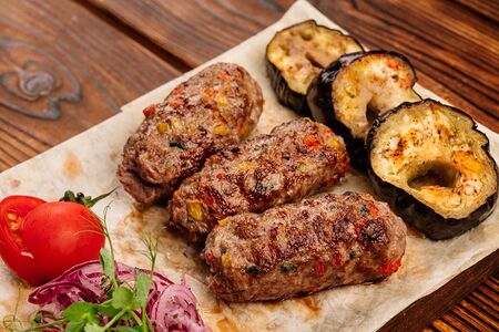 Кебаб из барашка с баклажаном