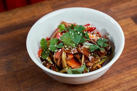 Свиные ушки с огурцом