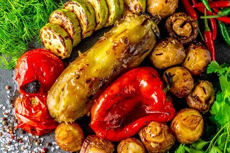 Овощи и картофель на углях