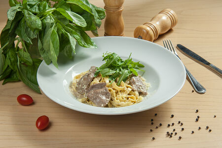 Паста с говядиной в перечном соусе