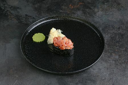 Спайси суши с тунцом Blue fin