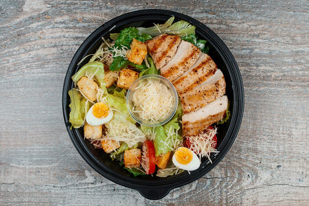 Цезарь с курицей