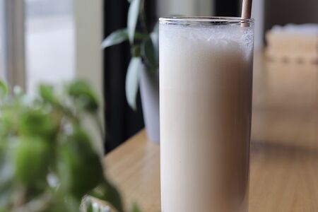Ванильный молочный коктейль