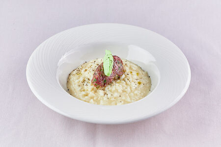 Ризотто с тартаром из говядины