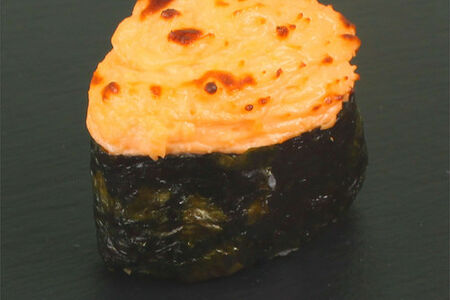 Запеченные суши с креветкой