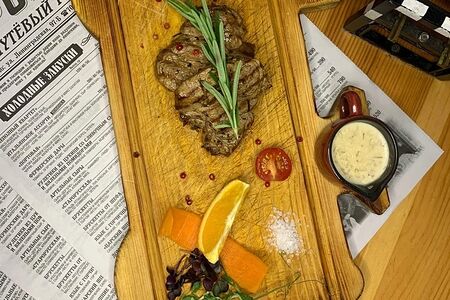 Свинина с прованскими травами