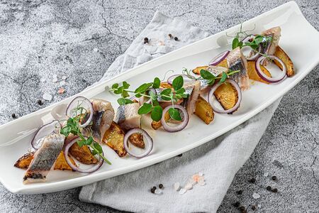 Сельдь малосольная