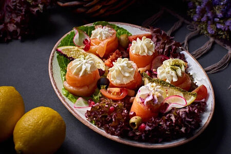 Рулетики из семги