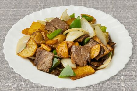 Свинина с овощами