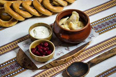 Вареники с вишней