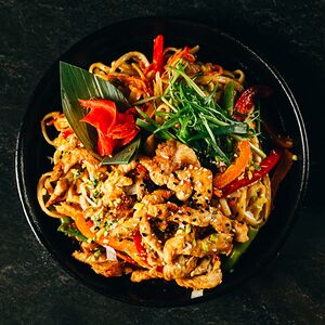 Wok с курицей